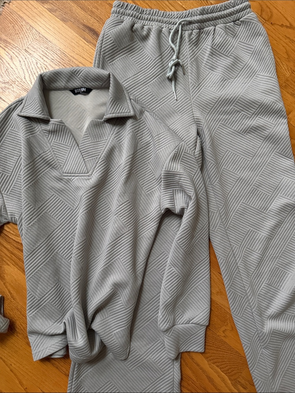 BTFBM 2 PC Matching Travel or Lounge Set